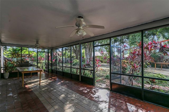 8612 OTTER CREEK COURT, Orlando, FL 32829