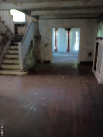 670 Chalmers Street, Detroit, MI 48215