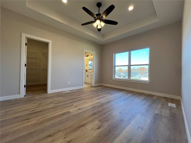 1415 Legend Drive, Tiffin, IA 52340