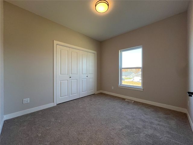 1415 Legend Drive, Tiffin, IA 52340