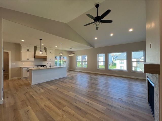 1415 Legend Drive, Tiffin, IA 52340