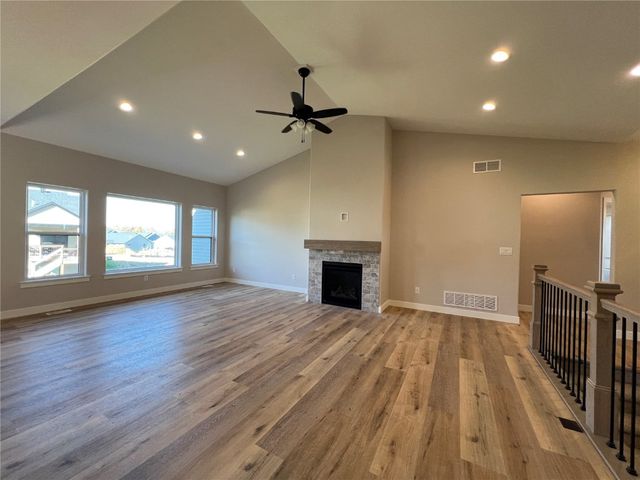 1415 Legend Drive, Tiffin, IA 52340