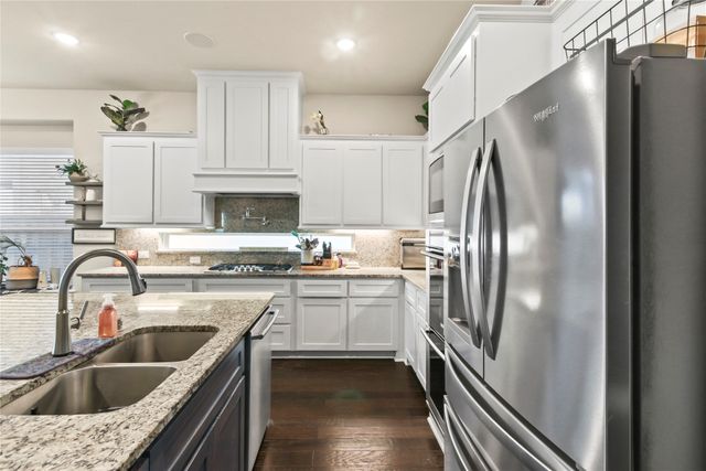12505 Amesbury Way, Farmers Branch, TX 75234