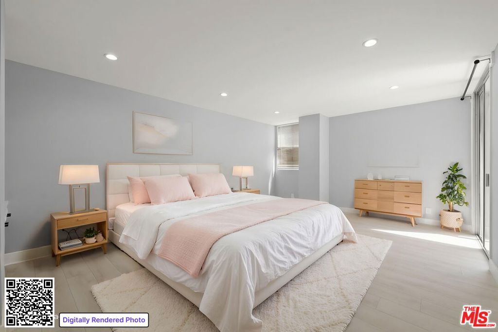 Image 14 of property listing at 441 N Oakhurst Drive 206, Beverly Hills, CA 90210
