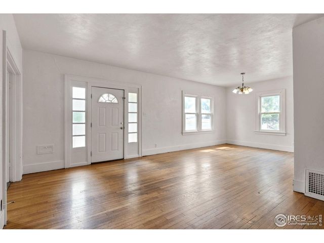 1215 16th St, Greeley, CO 80631