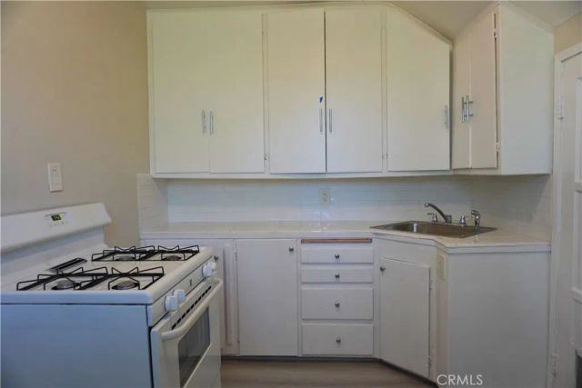 1234 W 8th Street, Pomona, CA 91766