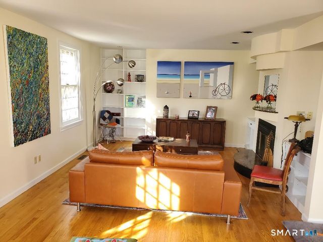 19 Grand Avenue, New Haven, CT 06513