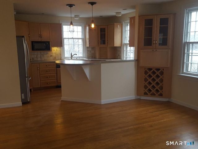 19 Grand Avenue, New Haven, CT 06513