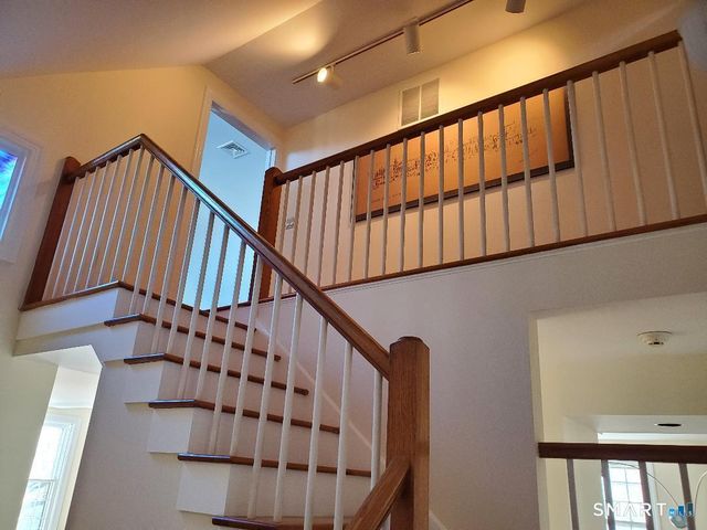 19 Grand Avenue, New Haven, CT 06513