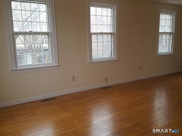 19 Grand Avenue, New Haven, CT 06513