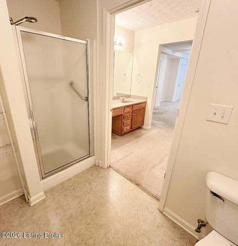 11317 Ridge Lake Dr, Louisville, KY 40272