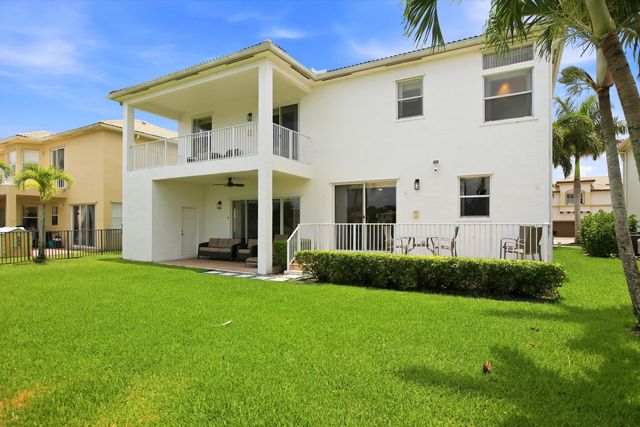 9599 Shepard Place, Wellington, FL 33414