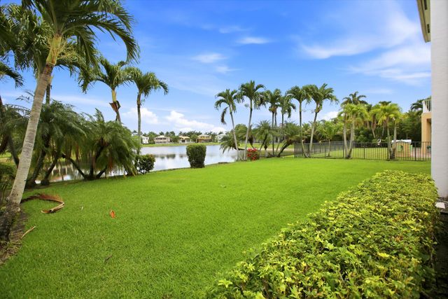9599 Shepard Place, Wellington, FL 33414