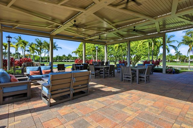 9599 Shepard Place, Wellington, FL 33414