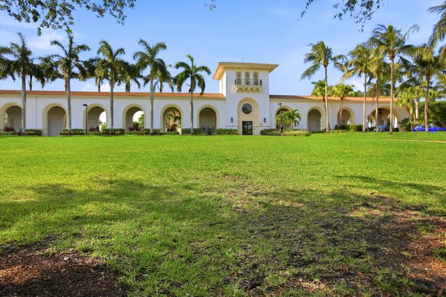 9599 Shepard Place, Wellington, FL 33414