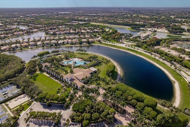 9599 Shepard Place, Wellington, FL 33414
