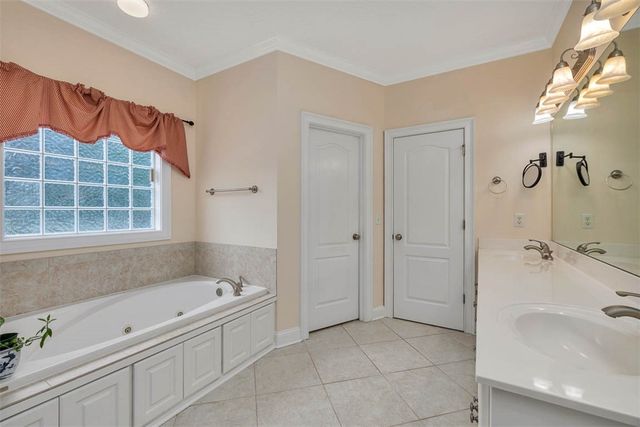 115 Spring Lake Circle, Brunswick, GA 31525