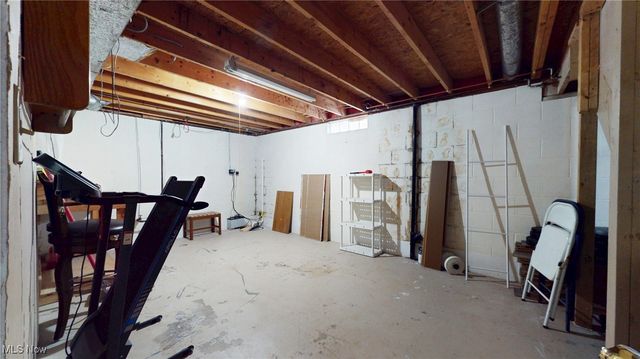 1357 Cayuga Avenue, Akron, OH 44312