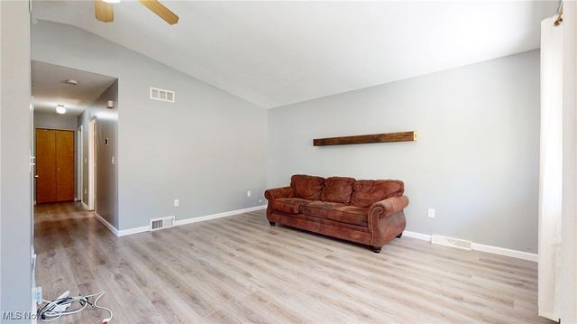 1357 Cayuga Avenue, Akron, OH 44312