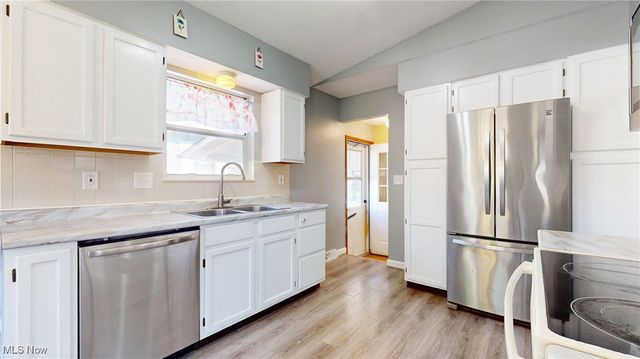 1357 Cayuga Avenue, Akron, OH 44312