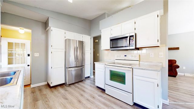 1357 Cayuga Avenue, Akron, OH 44312