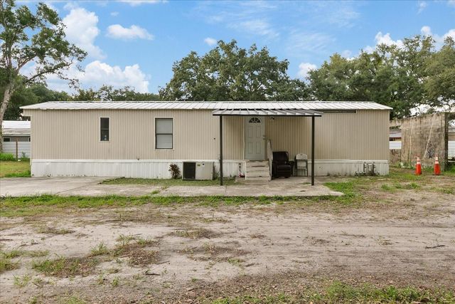 2102 SYDNEY DOVER ROAD, Dover, FL 33527