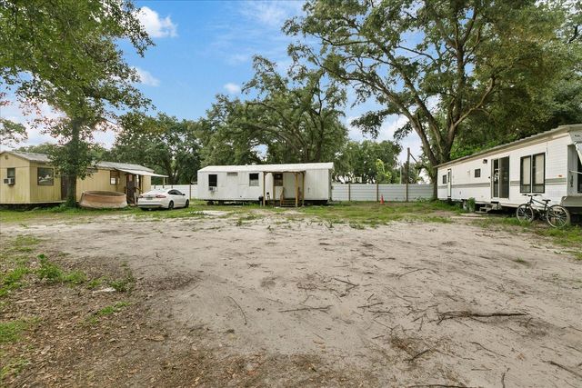 2102 SYDNEY DOVER ROAD, Dover, FL 33527