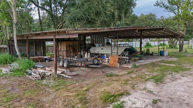 2102 SYDNEY DOVER ROAD, Dover, FL 33527