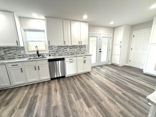 514 Berlin Drive, Versailles, KY 40383