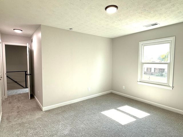 514 Berlin Drive, Versailles, KY 40383