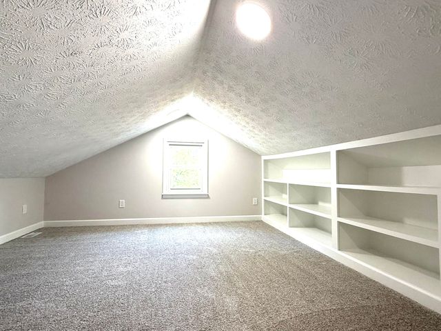 514 Berlin Drive, Versailles, KY 40383