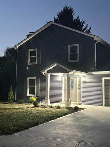 514 Berlin Drive, Versailles, KY 40383