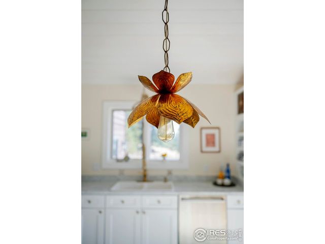 1040 Brook Rd, Boulder, CO 80302