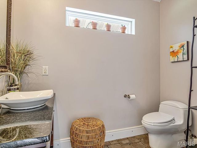 900 Engineer Road, Granite City, IL 62040