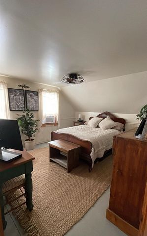 37 Maple Street, Bradford, VT 05033