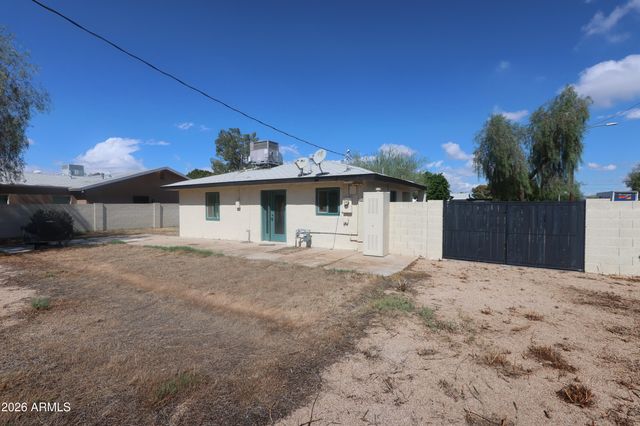 1701 W CLARENDON Avenue, Phoenix, AZ 85015