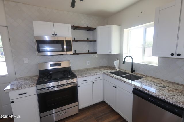 1701 W CLARENDON Avenue, Phoenix, AZ 85015