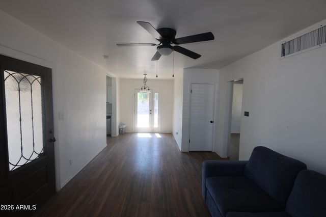 1701 W CLARENDON Avenue, Phoenix, AZ 85015