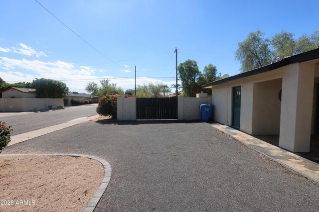 1701 W CLARENDON Avenue, Phoenix, AZ 85015