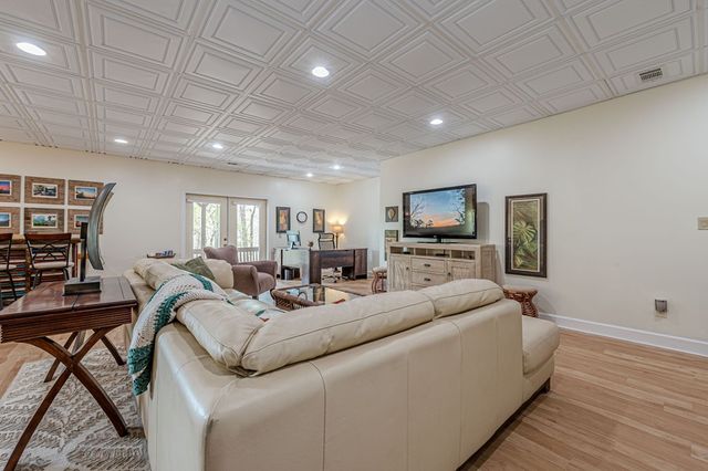 326 Garfield Drive, Ellijay, GA 30540