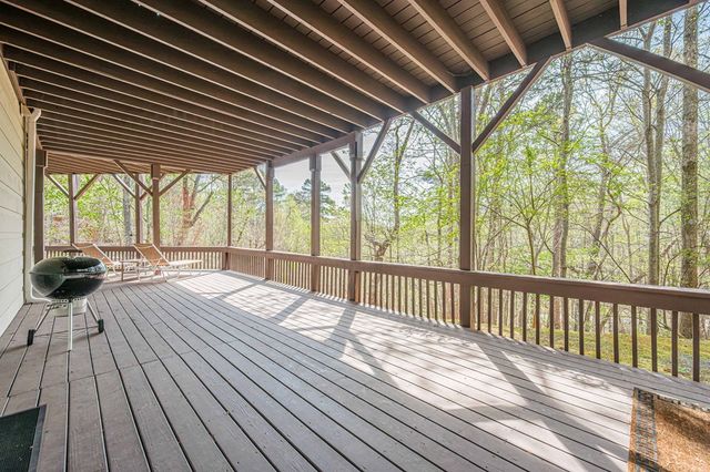 326 Garfield Drive, Ellijay, GA 30540