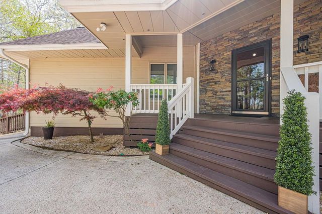 326 Garfield Drive, Ellijay, GA 30540