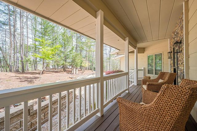 326 Garfield Drive, Ellijay, GA 30540