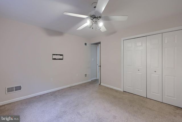 101 TOPLAND DR, Lancaster, PA 17601