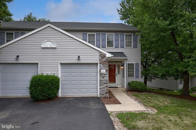 101 TOPLAND DR, Lancaster, PA 17601