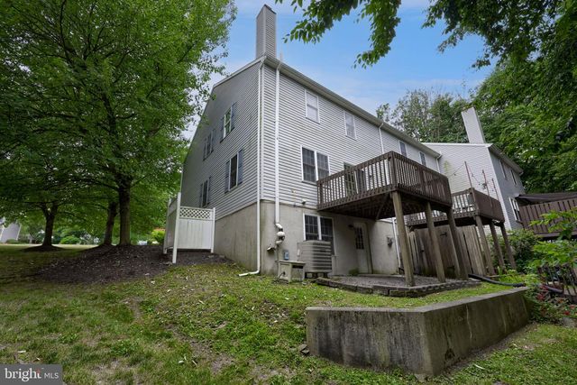 101 TOPLAND DR, Lancaster, PA 17601