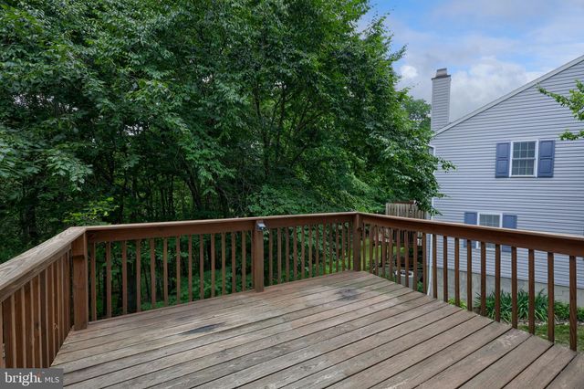 101 TOPLAND DR, Lancaster, PA 17601
