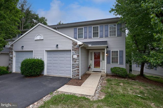 101 TOPLAND DR, Lancaster, PA 17601