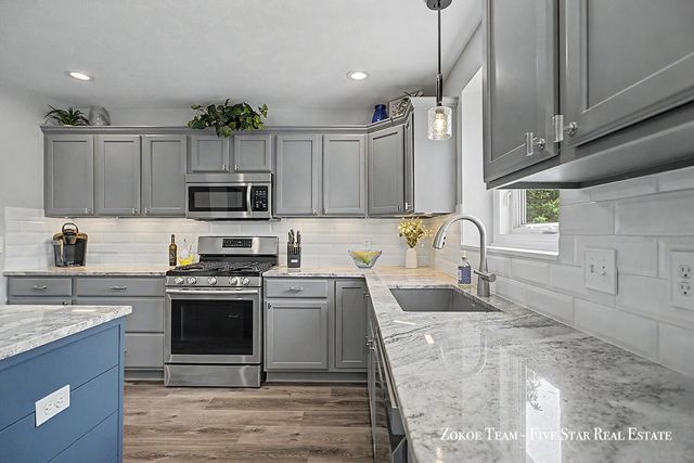 2130 Canterbury Lane, Marne, MI 49435