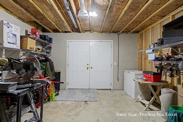 2130 Canterbury Lane, Marne, MI 49435